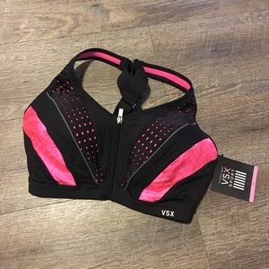 Victoria SPORT knockout sports bra